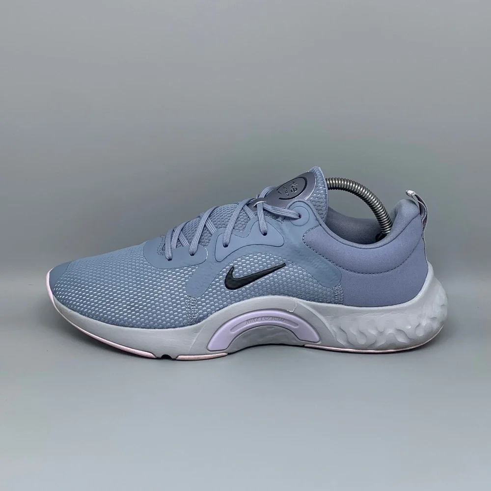 Nike title renew